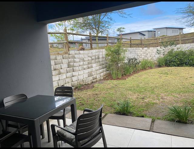 3 BEDROOM TOWNHOUSE TO LET IN PALM LAKES ESTATE
